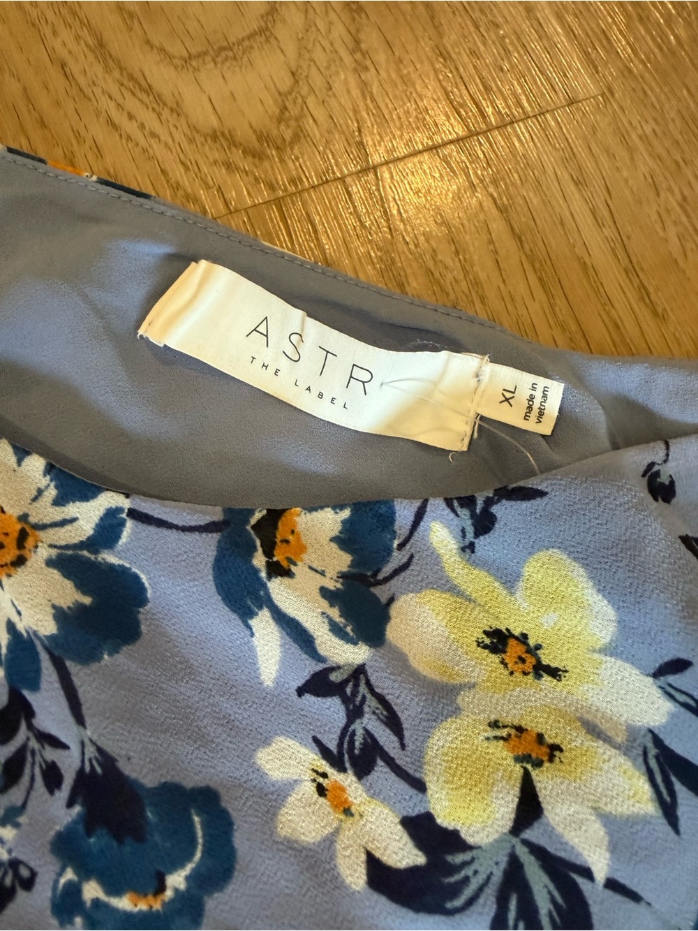 Astr One-Shoulder Blue Floral Ruffle‎ Dress - Picture 4 of 13